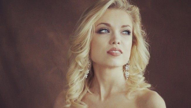 Gemma Louise | Crossover Singer for Hire | Lancashire, North West