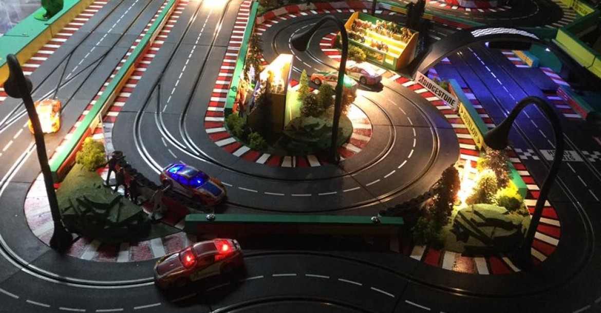 Giant 2024 scalextric track