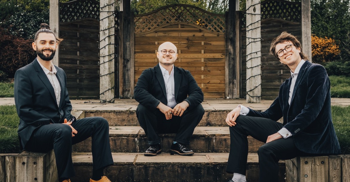 Highway Stereo CrowdPleasing 3Piece Pop & Rock Band