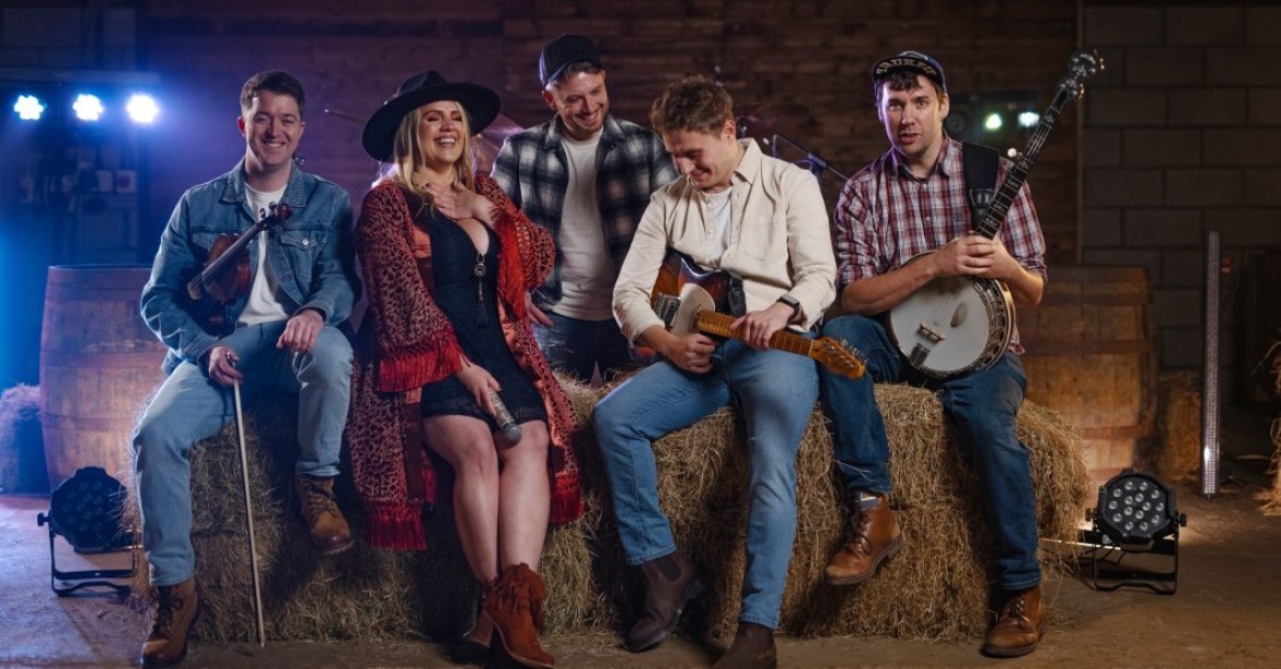 Country Fair Vibrant 4-Piece Country Band