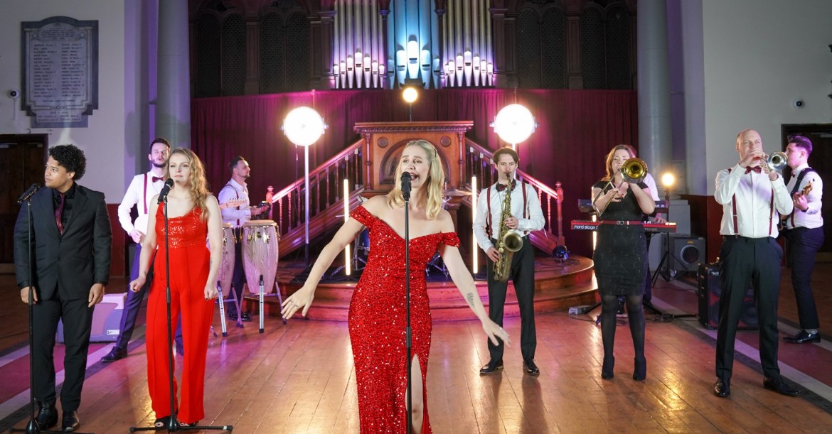Ruby Showband - High-End 7-11-Piece Soul & Pop Band