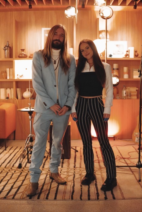 The Mystic Riffs - Exhilarating Pop And Indie Duo